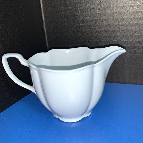 Johnson Brother Grey Dawn - Picture 3 of 11